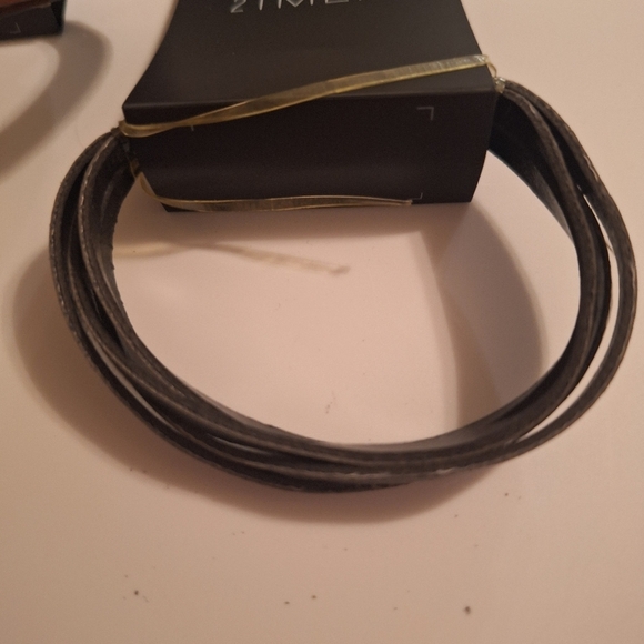 21MEN Brown and Black Leather Bracelets - Picture 3 of 4